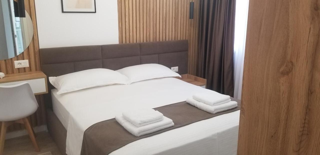 טיראנה 2A Near Blloku Area Apartment מראה חיצוני תמונה