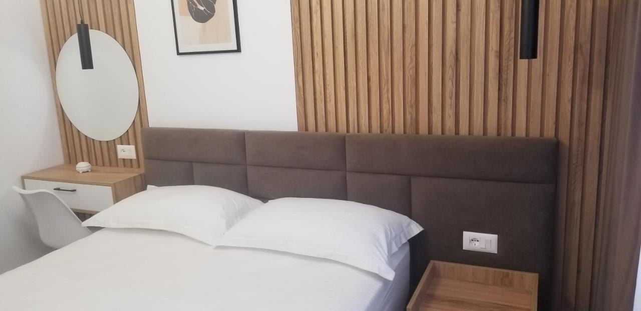 טיראנה 2A Near Blloku Area Apartment מראה חיצוני תמונה